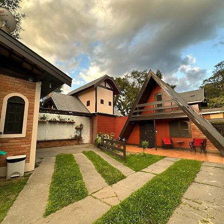 Villa Chale Pinot Com Lareira Campos do Jordão Exterior foto